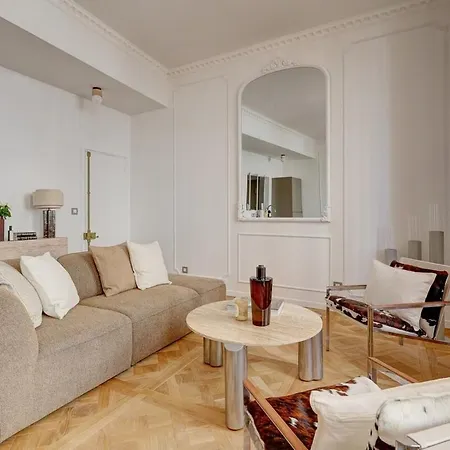 La De Luxe Saint Germain Paris