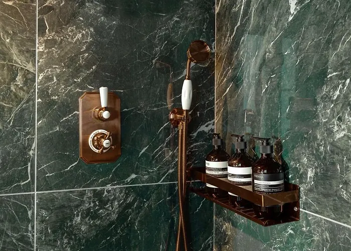 La De Luxe Saint Germain Apartment Paris